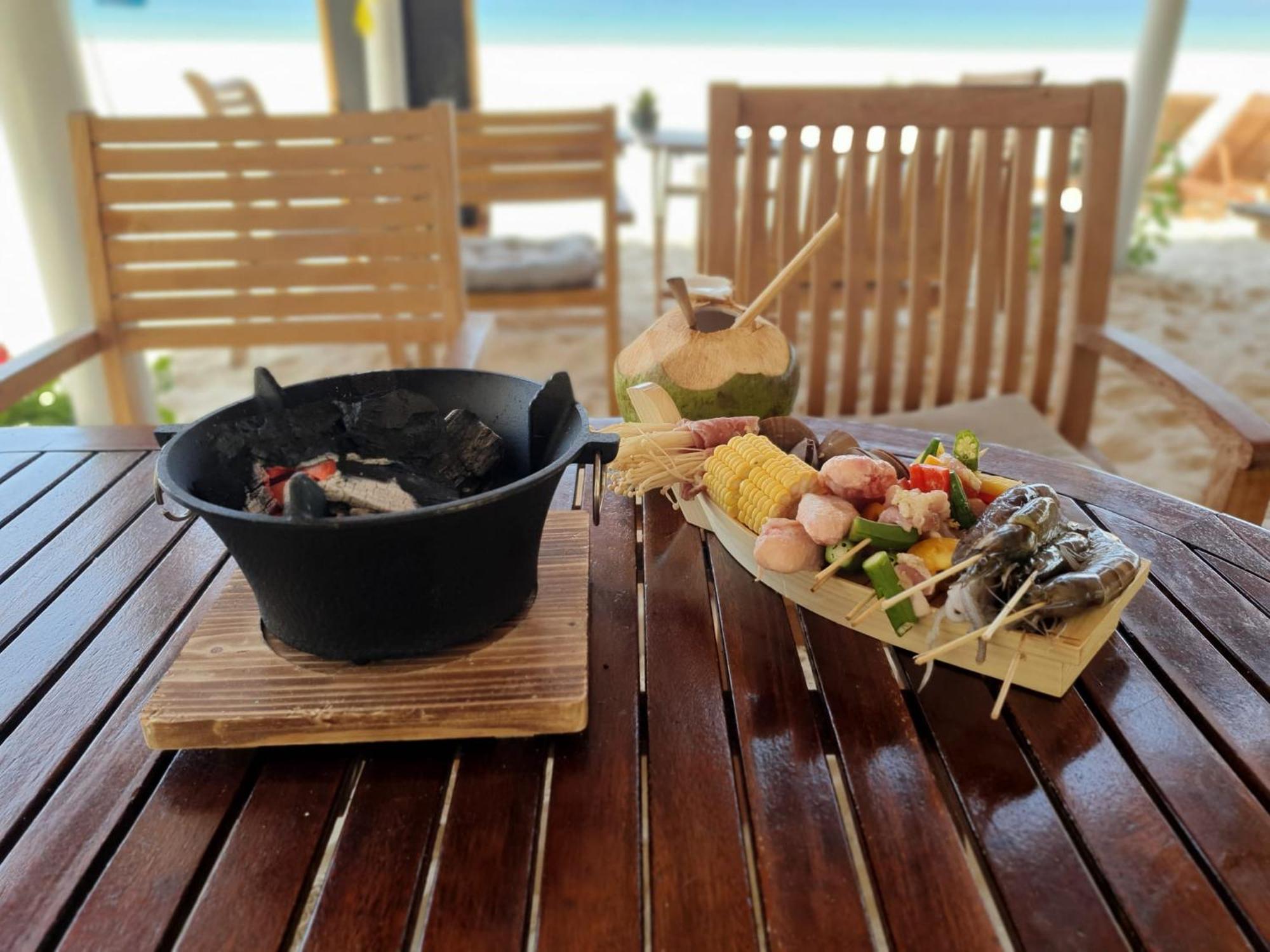 Lucky Spot Beach Bungalow Song Cau Luaran gambar